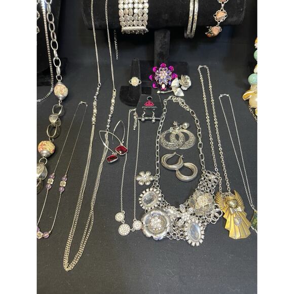 Vintage To Now Lot Silver tone Jewelry Necklace Bracelet Earrings Ring Brooch - Picture 5 of 10